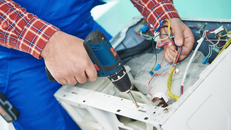 Gaziosmanpaşa Dominox Dominox çamaşır makinesi kart tamiri – Su almama arızası orijinal parça ile giderildi. - Teknik servis örneği